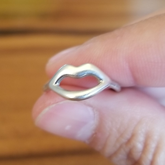 Jewelry - Picture 2 of 2